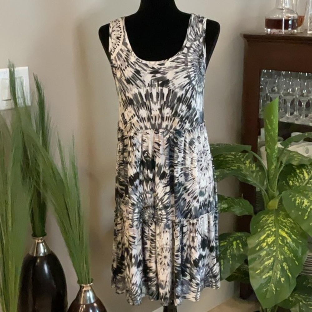 HEIMISH USA - Blue and White Tiered Tie Dye Midi Sundress